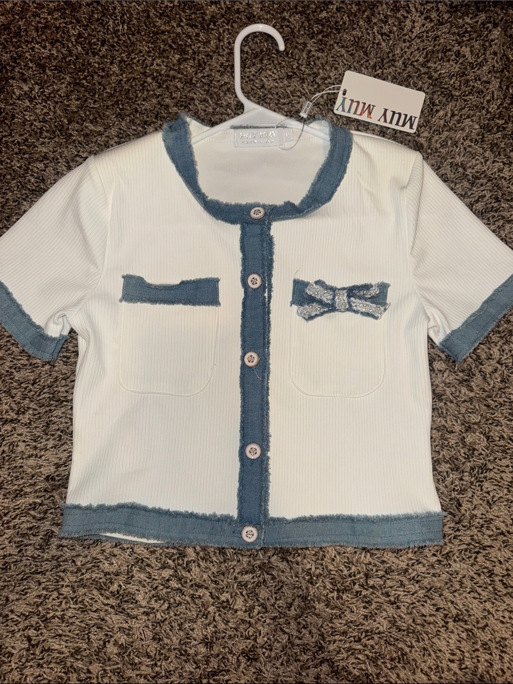 White Short-Sleeve Ribbed Jacket with Blue Denim Trim